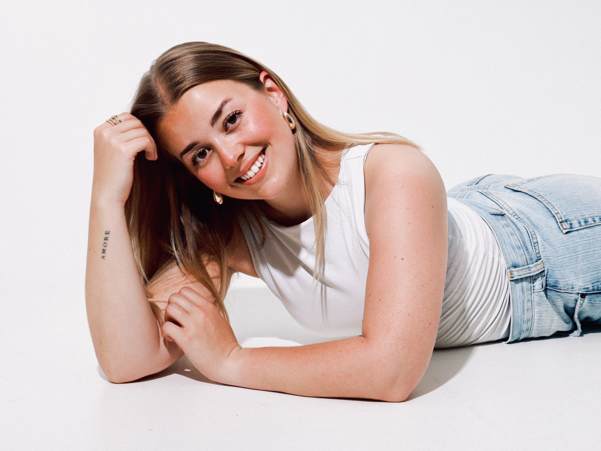 Portret van Chiara, oprichter van Studio Makaia